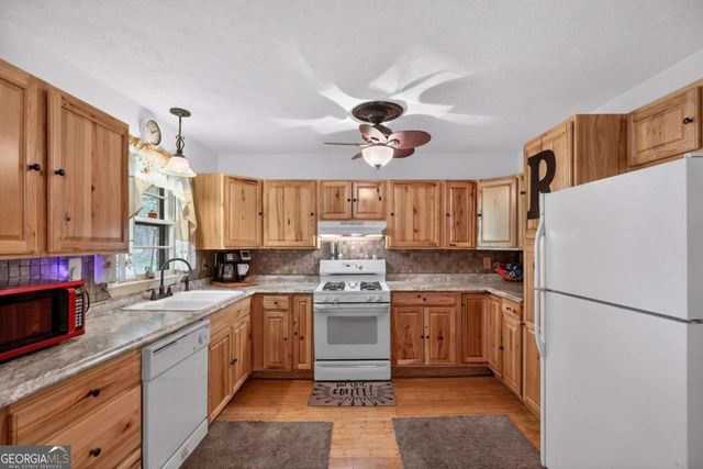 3092 Hicks Road SW, Marietta, GA 30060