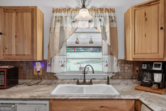 3092 Hicks Road SW, Marietta, GA 30060