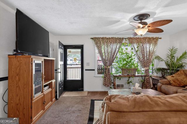 3092 Hicks Road SW, Marietta, GA 30060