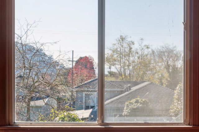 725 Pomona Ave, El Cerrito, CA 94530