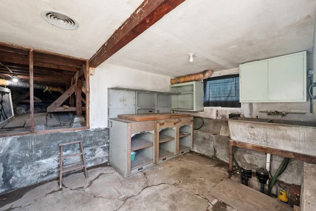 725 Pomona Ave, El Cerrito, CA 94530