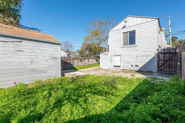 725 Pomona Ave, El Cerrito, CA 94530