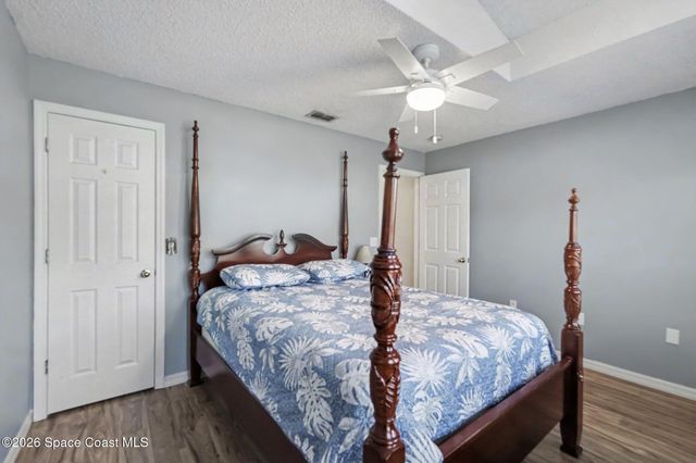 1216 White Oak Circle, Melbourne, FL 32934