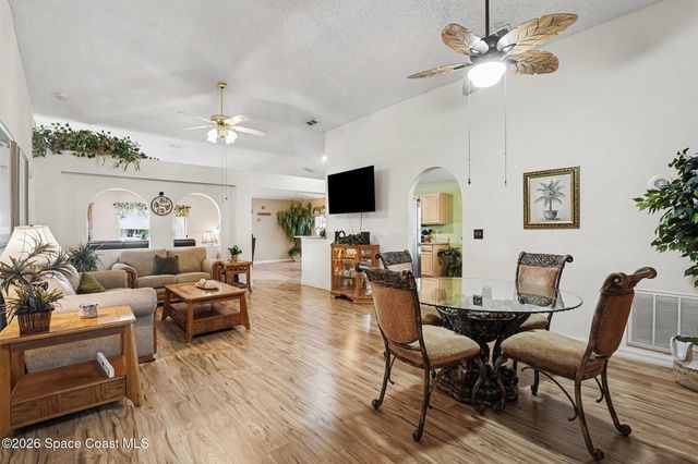1216 White Oak Circle, Melbourne, FL 32934