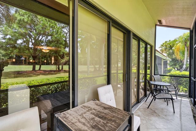 164 Old Meadow Way, Palm Beach Gardens, FL 33418