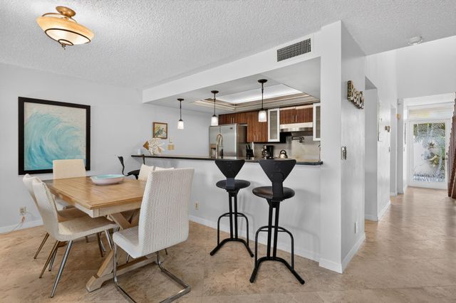 164 Old Meadow Way, Palm Beach Gardens, FL 33418