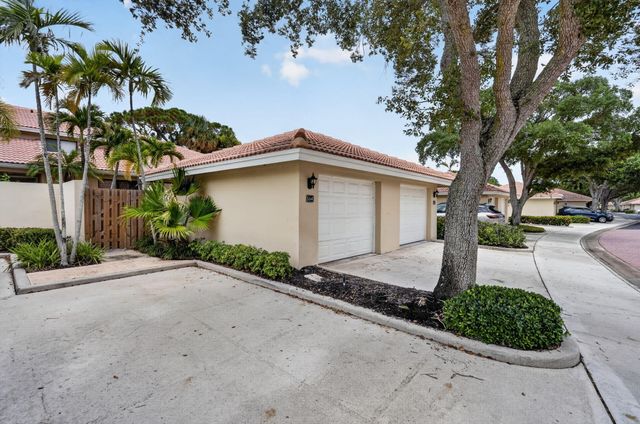 164 Old Meadow Way, Palm Beach Gardens, FL 33418