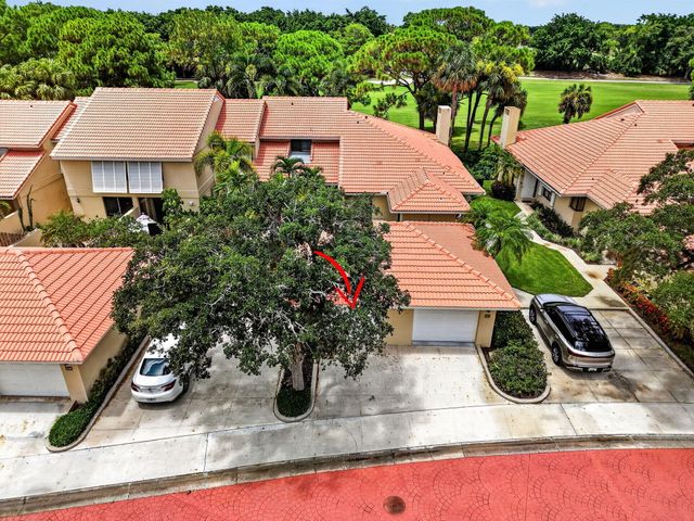 164 Old Meadow Way, Palm Beach Gardens, FL 33418