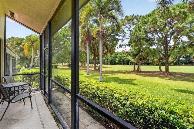 164 Old Meadow Way, Palm Beach Gardens, FL 33418