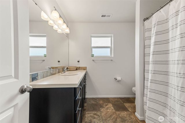 6717 Birdseye Ave NE, Lacey, WA 98516
