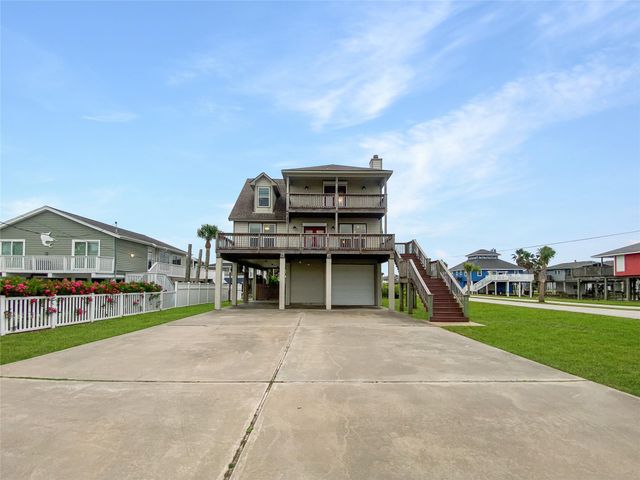 21927 Guadalupe Drive, Galveston, TX 77554