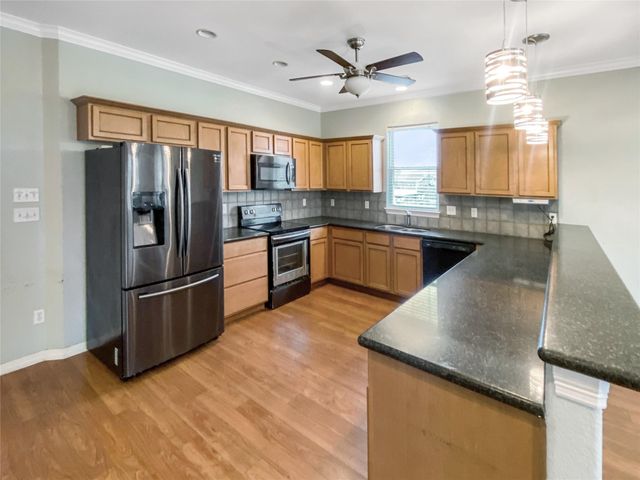 21927 Guadalupe Drive, Galveston, TX 77554