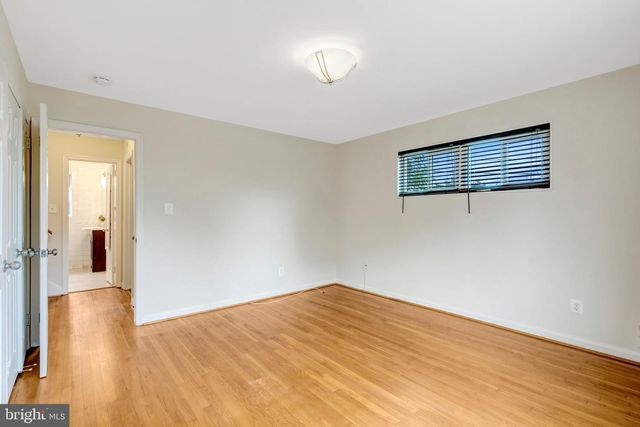 5804 CHANNING RD, Springfield, VA 22150