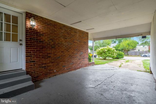 5804 CHANNING RD, Springfield, VA 22150