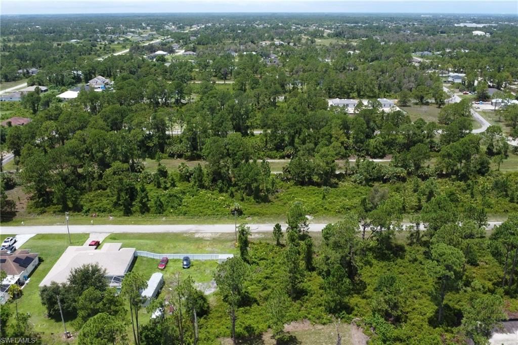 726 Pinecastle DR, LEHIGH ACRES, FL 33974 — photo 2