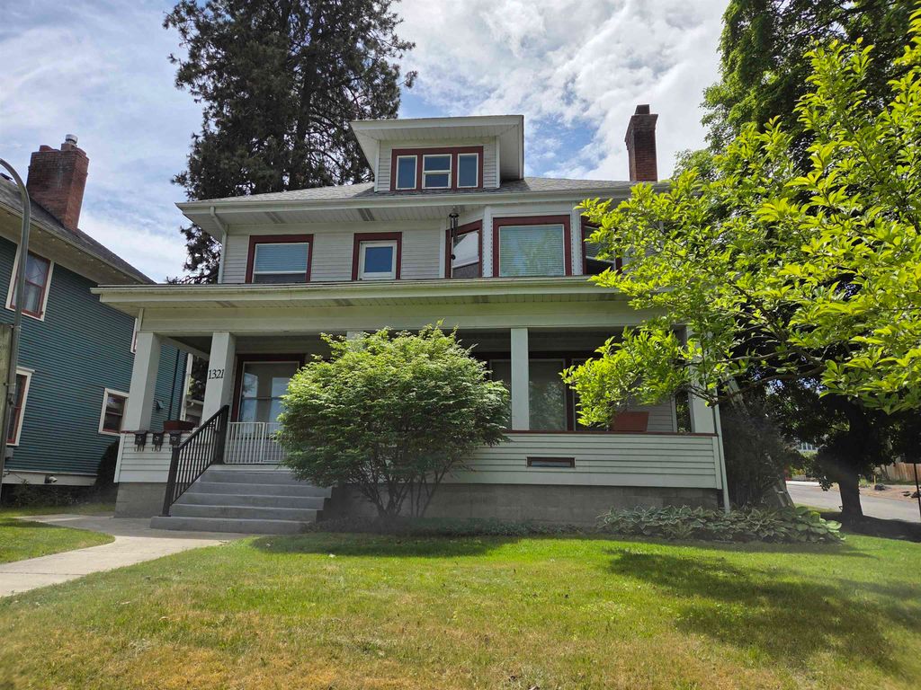 1321 W 11th Ave, Spokane, WA 99204