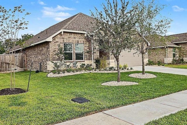 5122 Harvest Season Lane, Pearland, TX 77584