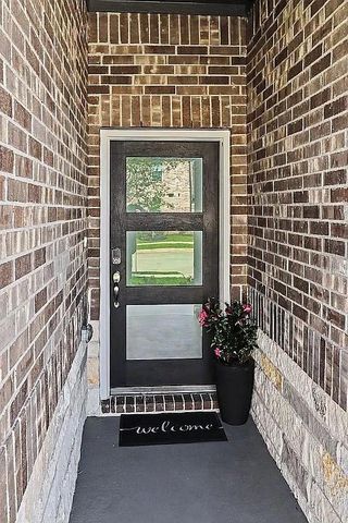 5122 Harvest Season Lane, Pearland, TX 77584