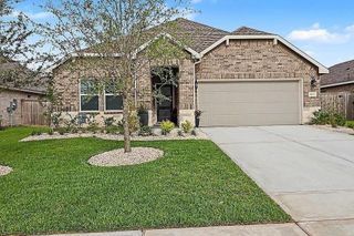 5122 Harvest Season Lane, Pearland, TX 77584