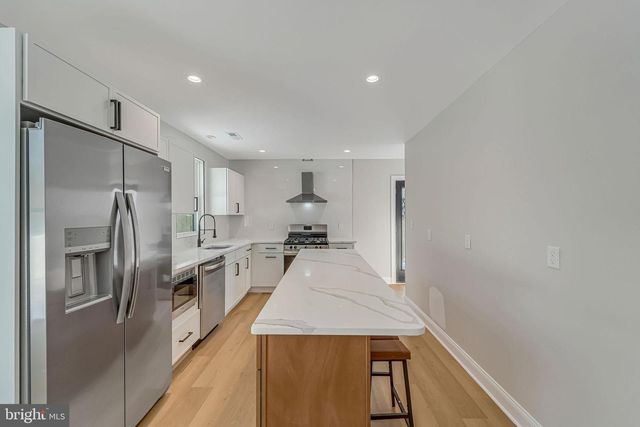 23 CAROLINA AVE, Cherry Hill, NJ 08003