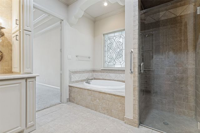 2213 Clear Creek Drive, Weatherford, TX 76087