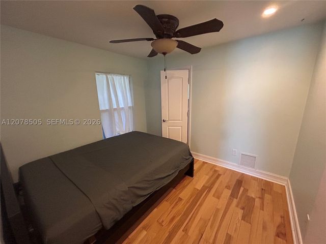413 S K St, Lake Worth, FL 33460