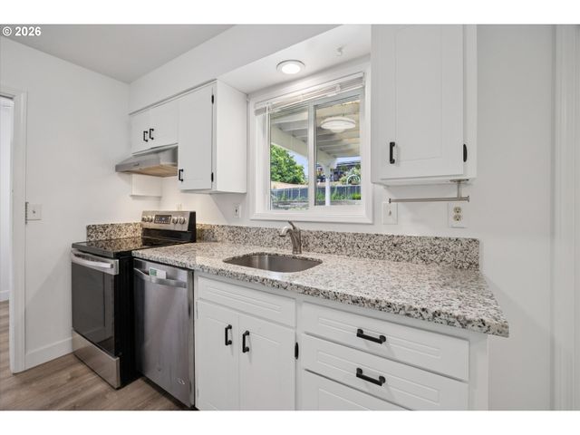 1119 Ne 109TH St, Vancouver, WA 98685