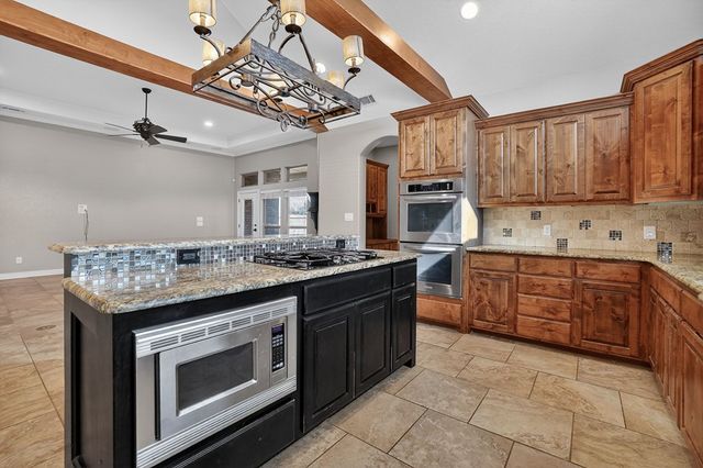 5900 Llano, Midland, TX 79707