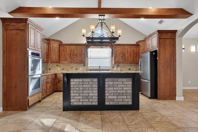 5900 Llano, Midland, TX 79707