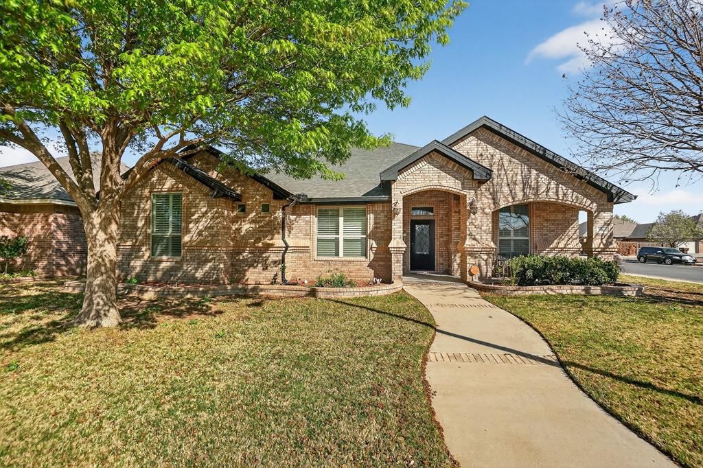 5900 Llano, Midland, TX 79707