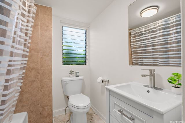 725 Kihapai Place A2, Kailua, HI 96734