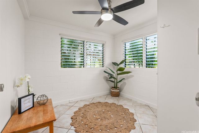 725 Kihapai Place A2, Kailua, HI 96734
