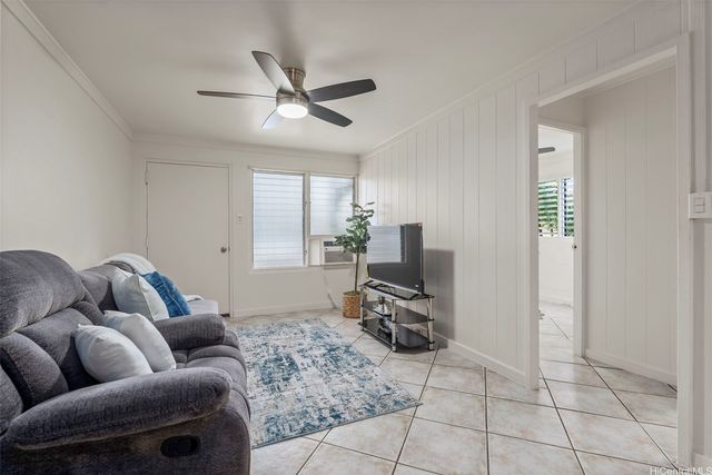 725 Kihapai Place A2, Kailua, HI 96734