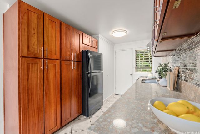 725 Kihapai Place A2, Kailua, HI 96734