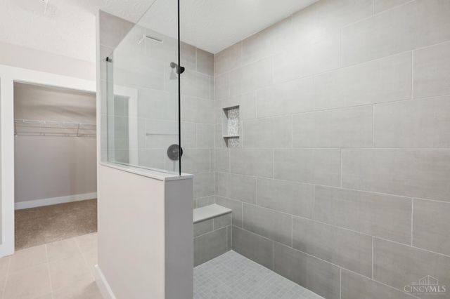 5017 Waterford Lane, Middletown, OH 45042