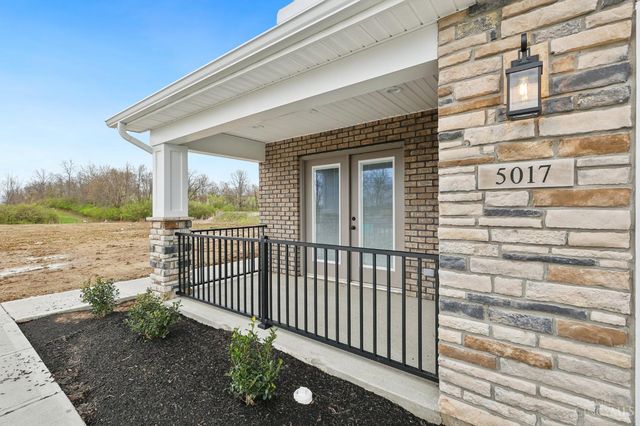 5017 Waterford Lane, Middletown, OH 45042