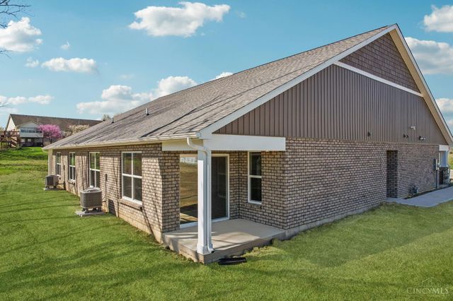 5017 Waterford Lane, Middletown, OH 45042