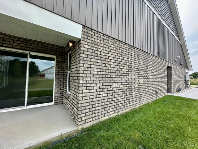 5017 Waterford Lane, Middletown, OH 45042