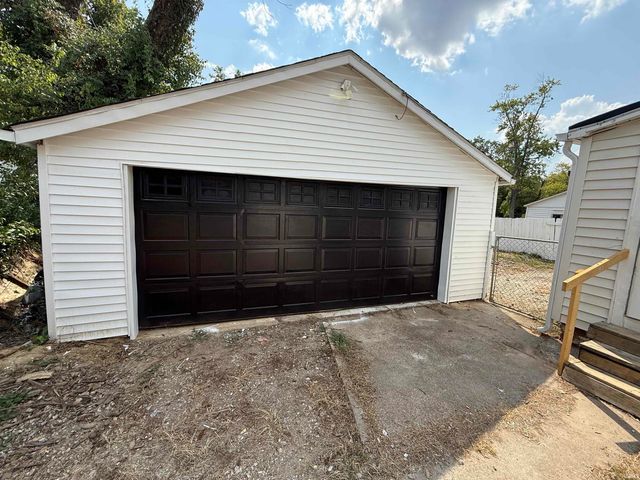 905 Vanderburgh Ave Avenue, Evansville, IN 47711