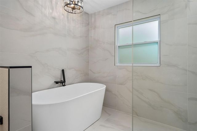 106 OAKWOOD DRIVE, Maitland, FL 32751