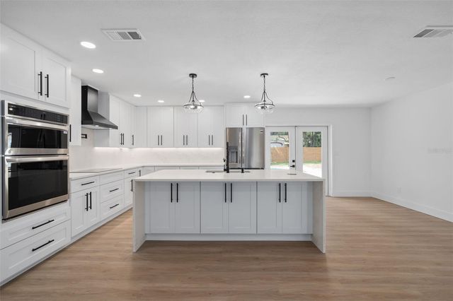 106 OAKWOOD DRIVE, Maitland, FL 32751