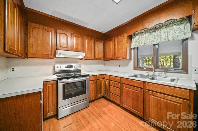 144 Pops Lake Road, Statesville, NC 28625