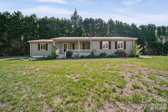 144 Pops Lake Road, Statesville, NC 28625