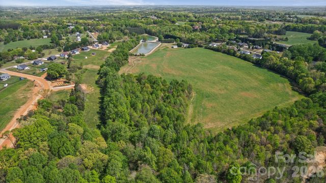 144 Pops Lake Road, Statesville, NC 28625