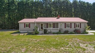 144 Pops Lake Road, Statesville, NC 28625
