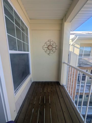 5445 Boone Avenue N 317, New Hope, MN 55428