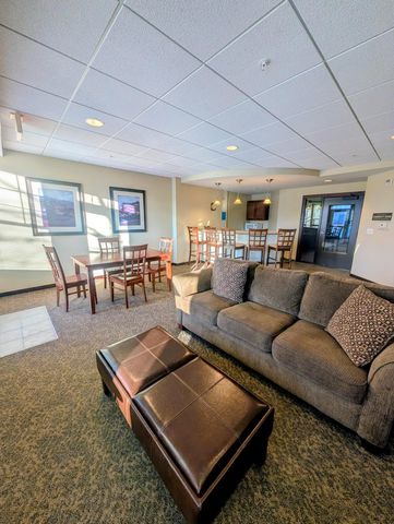 5445 Boone Avenue N 317, New Hope, MN 55428