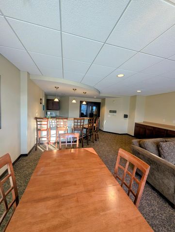 5445 Boone Avenue N 317, New Hope, MN 55428