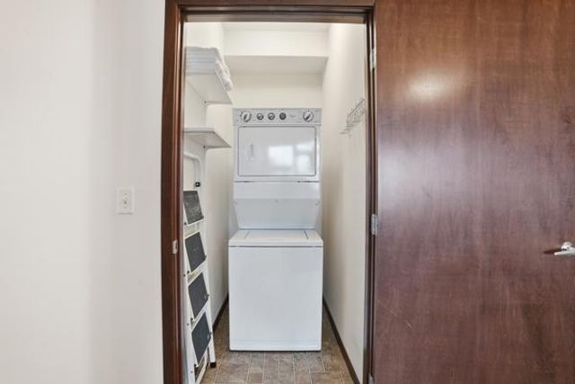 5445 Boone Avenue N 317, New Hope, MN 55428