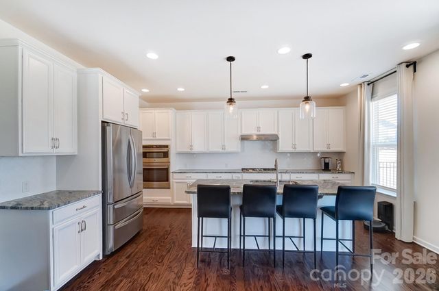 4208 Stream Dale Circle NW, Concord, NC 28027